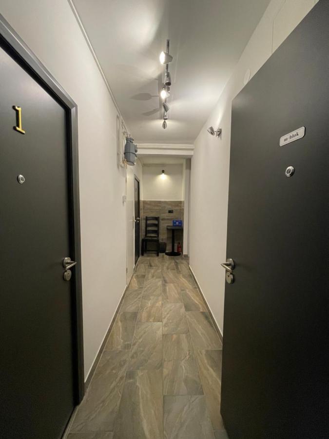 M-Blok Hotell Zagreb Exteriör bild