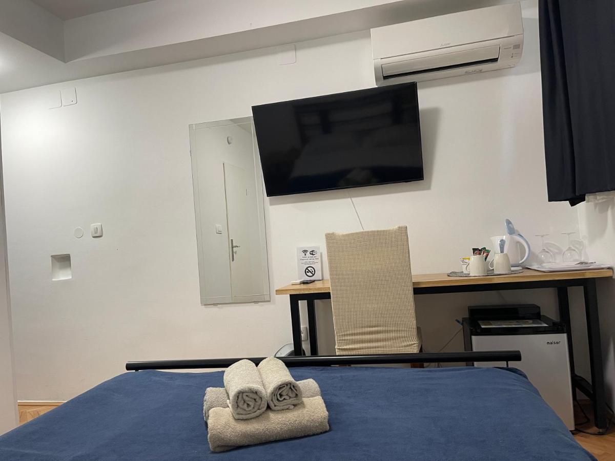 M-Blok Hotell Zagreb Exteriör bild