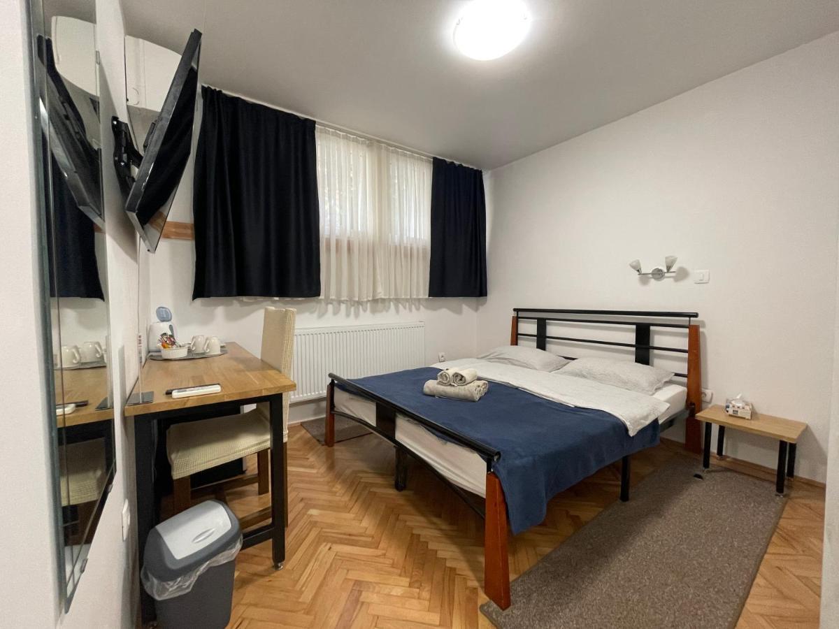 M-Blok Hotell Zagreb Exteriör bild