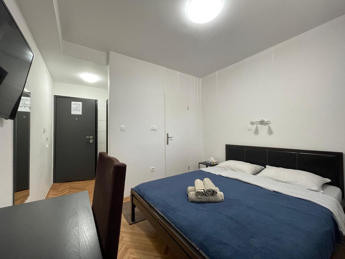 M-Blok Hotell Zagreb Exteriör bild