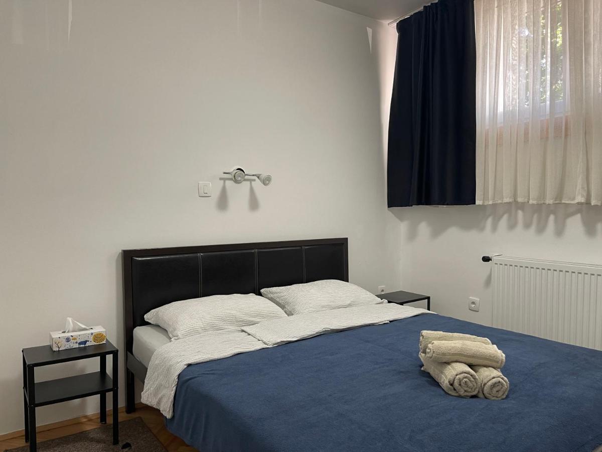 M-Blok Hotell Zagreb Exteriör bild