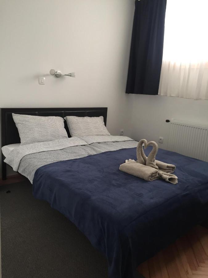 M-Blok Hotell Zagreb Exteriör bild