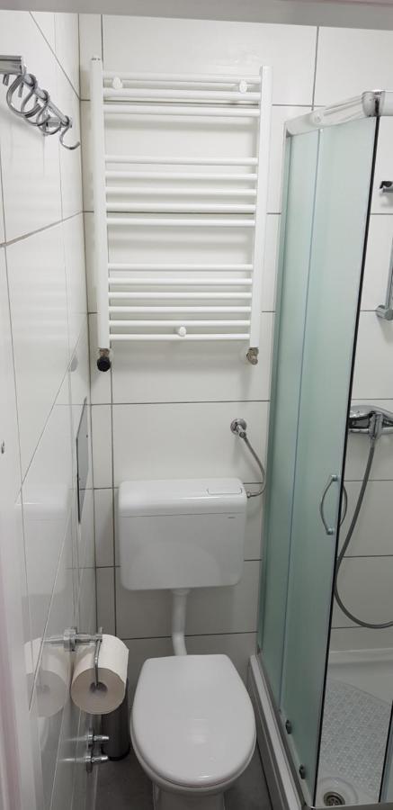 M-Blok Hotell Zagreb Exteriör bild